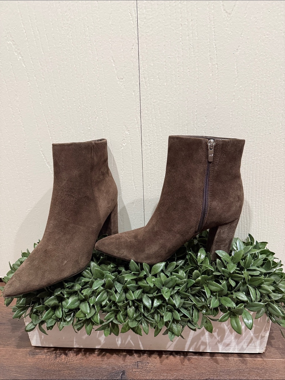 Marc Fisher Chocolate Brown Suede Pointed Toe Ankle Booties Side Zip Size 6